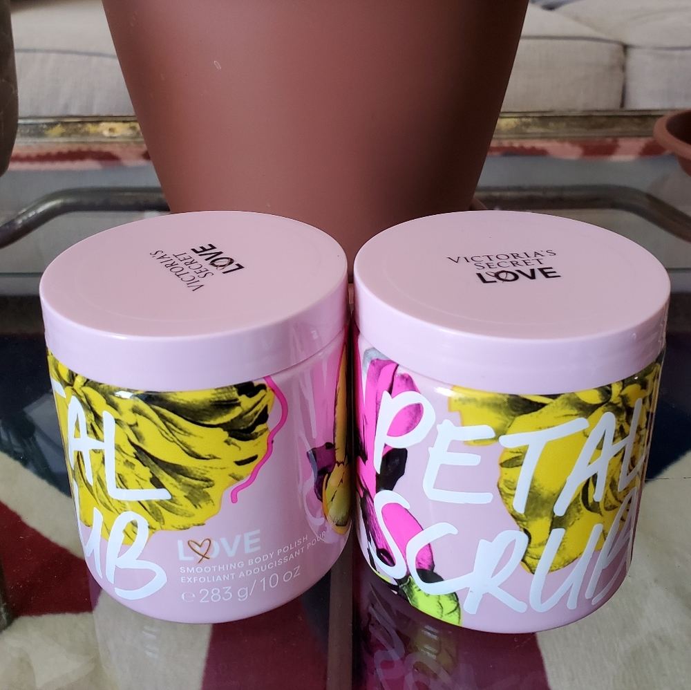 Victoria Secret Scrub